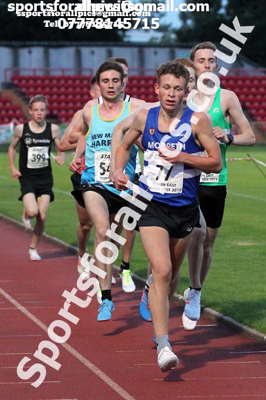 Senior graded 3000 metres, 2019 North East Grand Prix, Gateshead Stadium. Photo: David T. Hewitson/Sports for All Pics